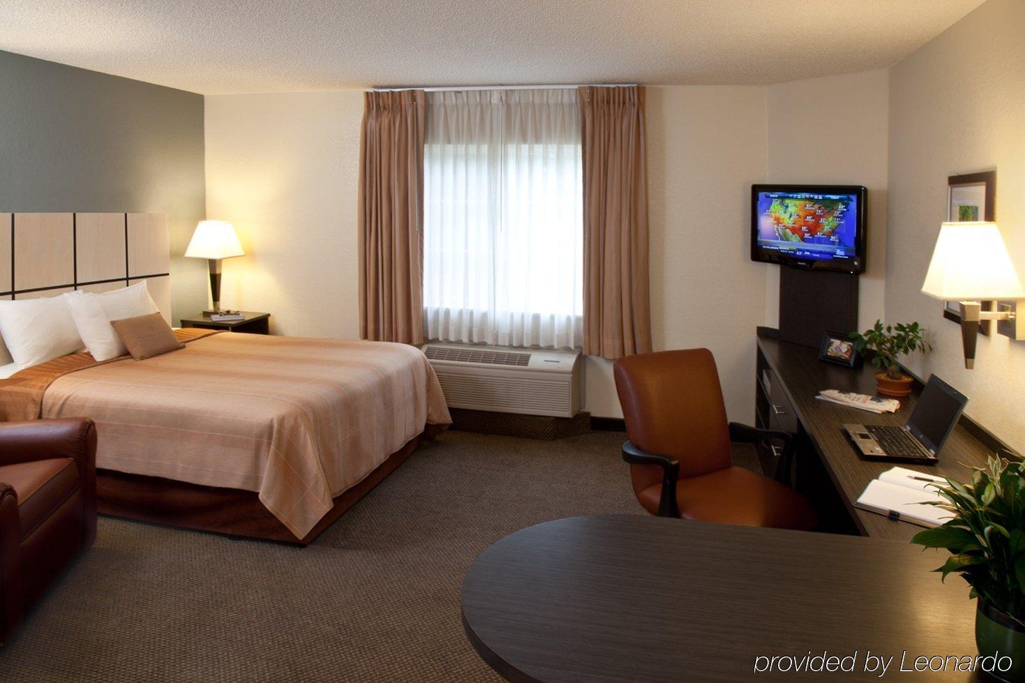 Sonesta Simply Suites Anaheim Гарден Гров Номер фото